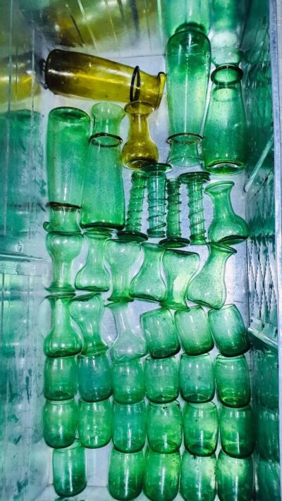 Gold glass carafes - Image 4