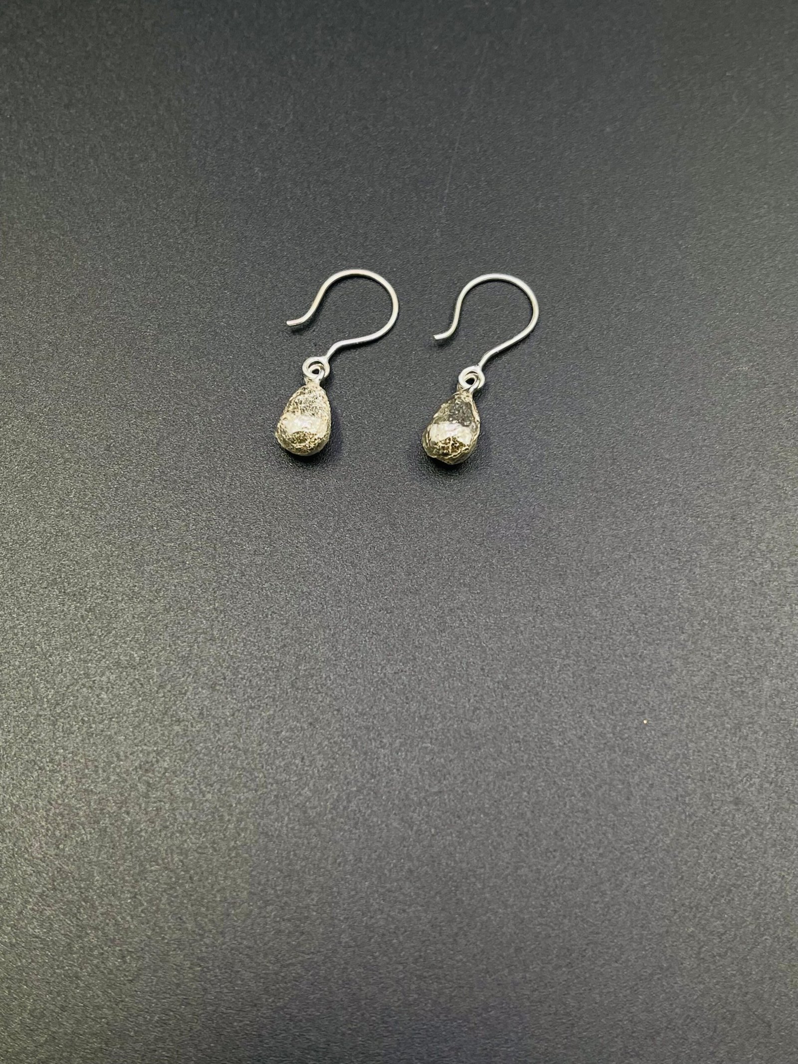 WhatsApp Image 2026-09-07 at 11.21.12 (2) Baran – Drop Earrings - Image 1